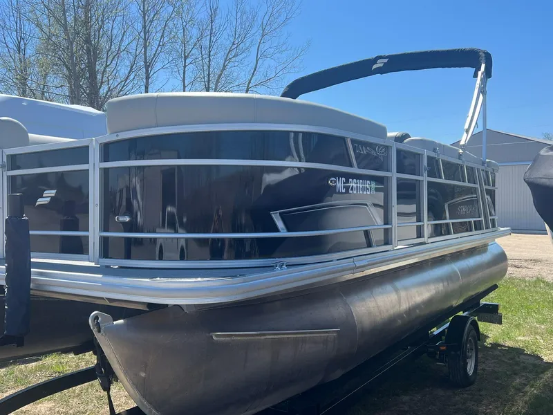 Slide: The Image of 2022 Starcraft EX 20C 2 - 2