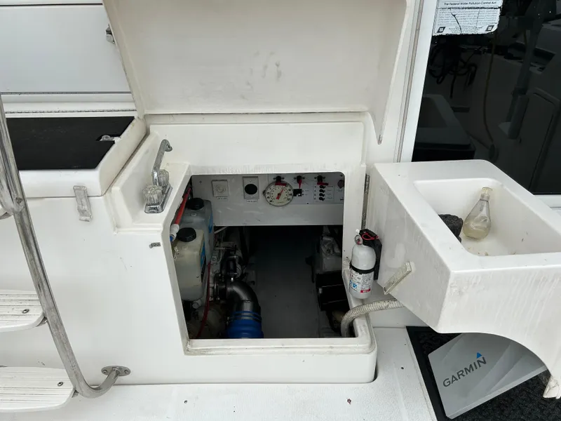 Slide: The Image of Riviera 34 Convertible 2000 - 50