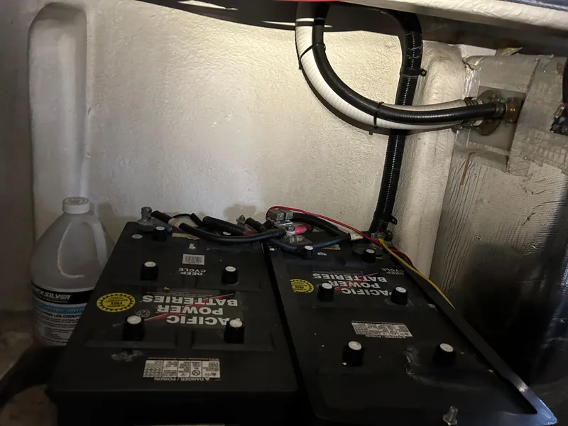 Slide: The Image of Riviera 34 Convertible 2000 - 51