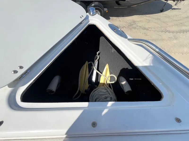 Slide: The Image of Crownline Boats 266 BR 2004 - 11