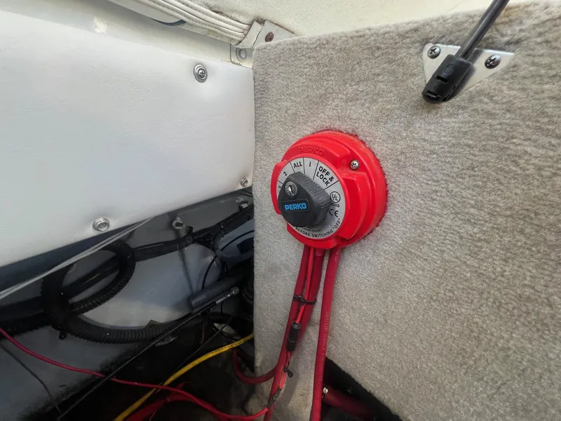 Slide: The Image of Crownline Boats 266 BR 2004 - 21