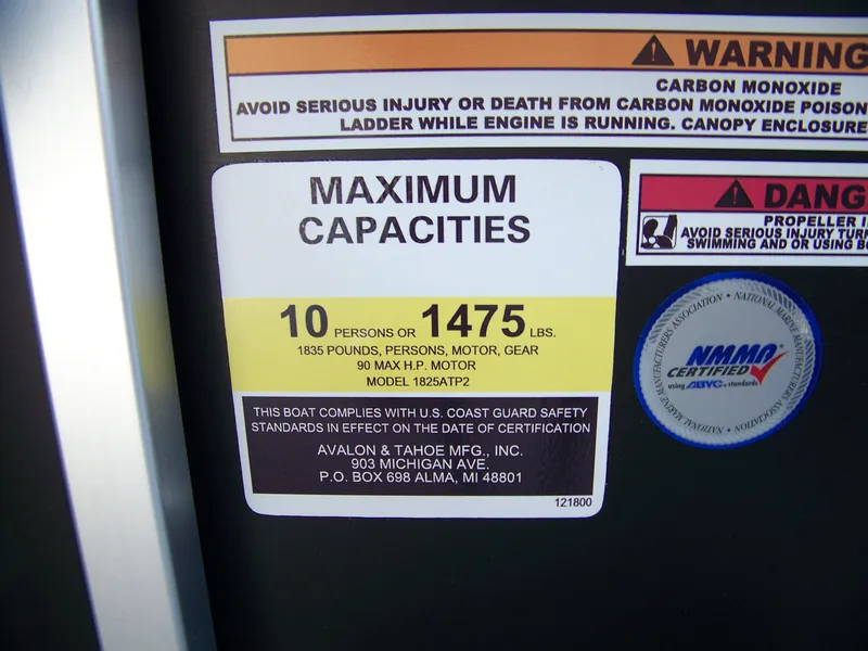 Slide: The Image of Warning label on Avalon VTX Quad Fish 2025, showing maximum capacity and safety information. - 11