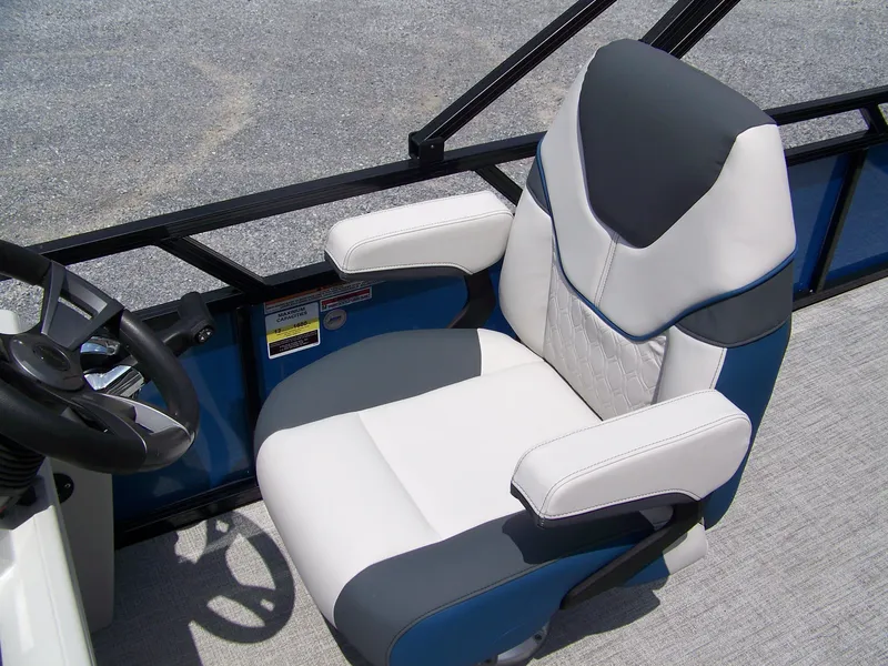 Slide: The Image of Luxurious seating in 2025 Avalon VENTURE 85 CRUISE boat, featuring modern design and comfort. - 9