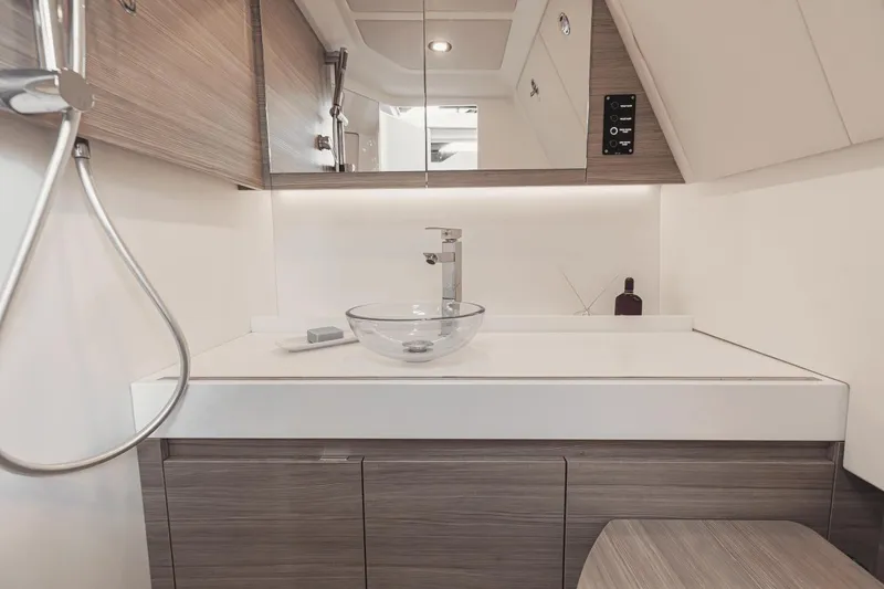 Slide: The Image of Saxdor 400 GTO 2026 - 1