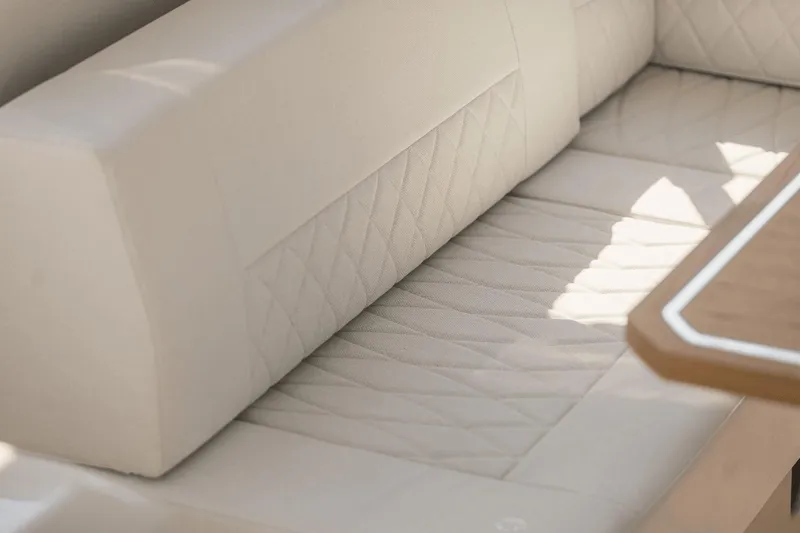 Slide: The Image of Saxdor 400 GTO 2026 - 104