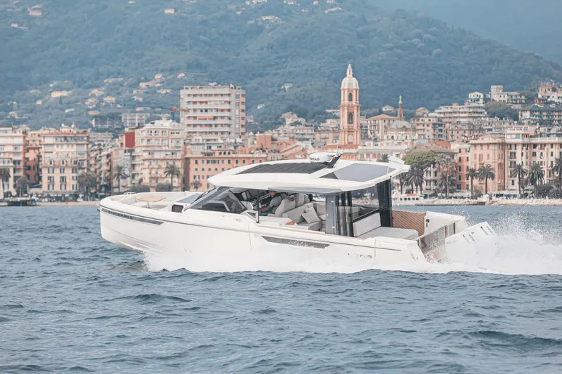 Slide: The Image of Saxdor 400 GTO 2026 - 40