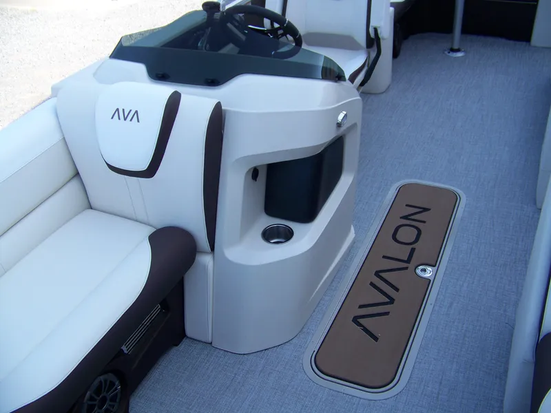 Slide: The Image of 2025 Avalon LSZ ELITE boat interior with modern seating and sleek design. - 5