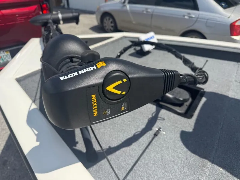 Slide: The Image of Tracker Pro Team 190 TX 2020 - 56