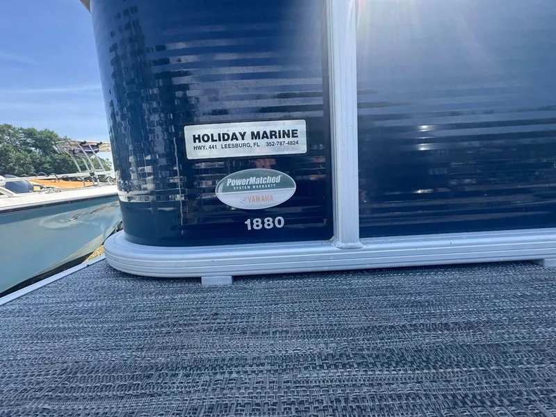 Slide: The Image of Sweetwater 1880 CX pontoon boat, 2021 model, at Holiday Marine, Leesburg, FL. - 2