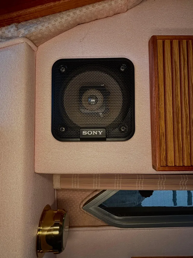 Slide: The Image of Sony speaker on 1989 Sea Ray Sundancer boat interior. - 17