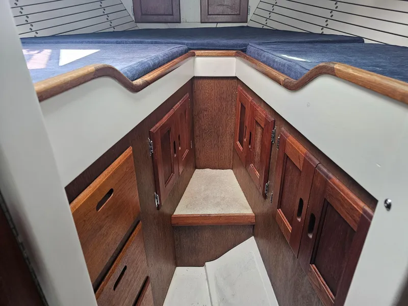 Slide: The Image of Westsail 32 1974 - 18