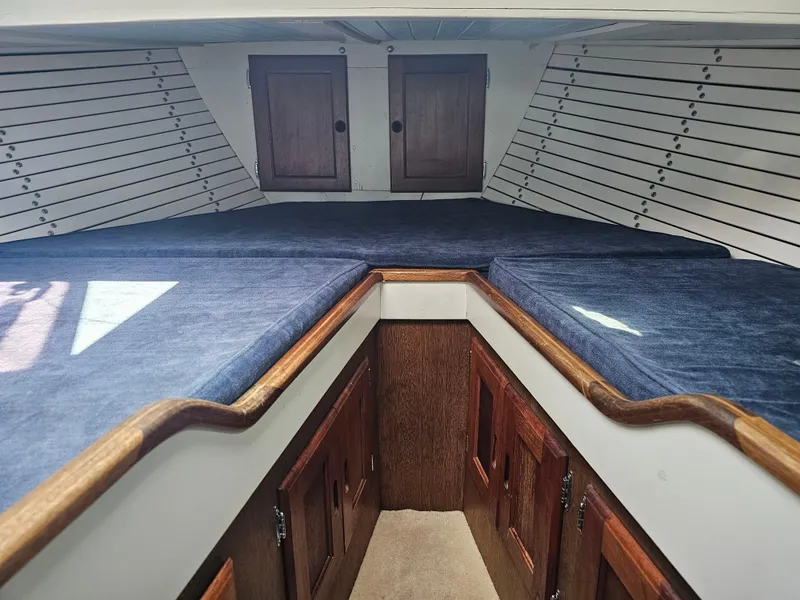 Slide: The Image of Westsail 32 1974 - 3