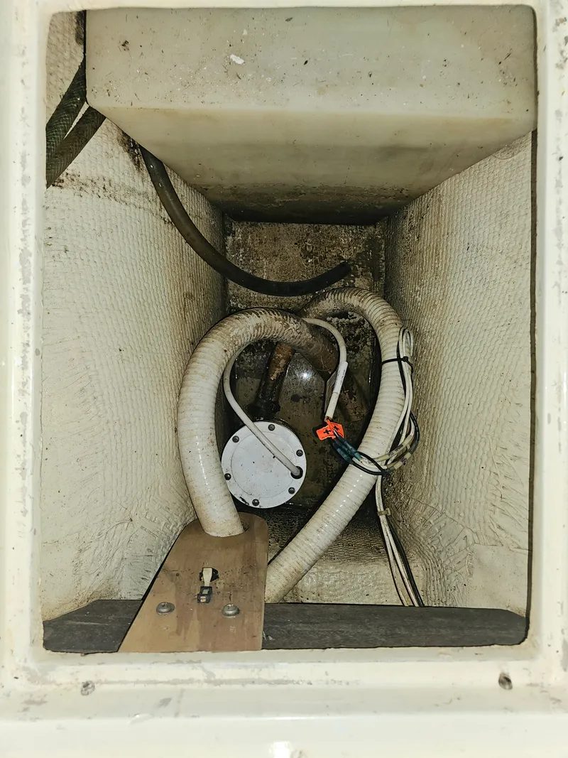 Slide: The Image of Westsail 32 1974 - 52