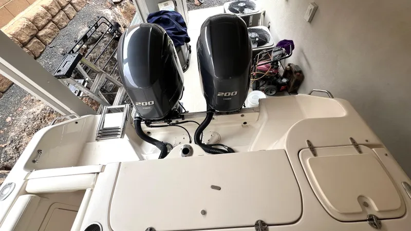 Slide: The Image of Grady-White Freedom 275 boat with twin 200 HP engines, year 2021. - 25