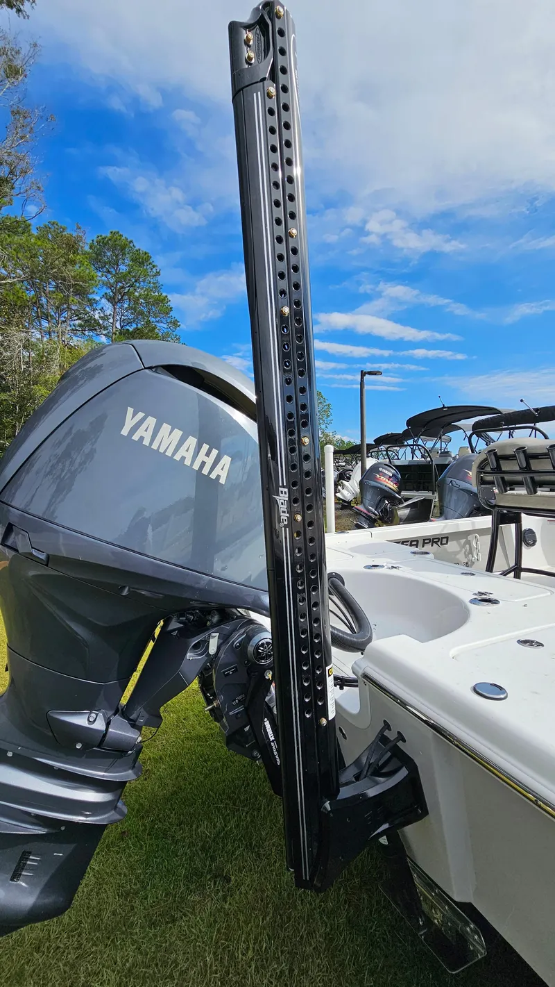 Slide: The Image of 2024 Sea Pro 210 Bay boat with Yamaha engine, featuring sleek design and advanced technology. - 12