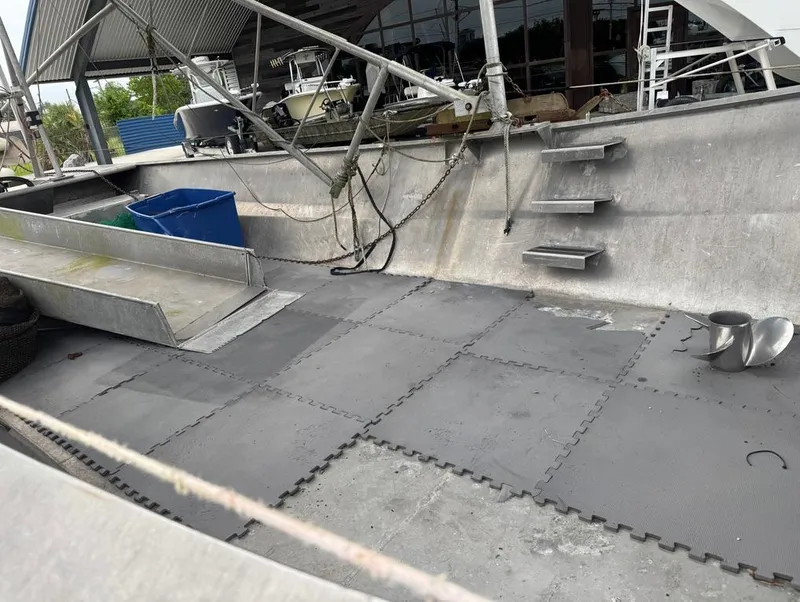 Slide: The Image of Custom Custom Commercial 2002 - 17