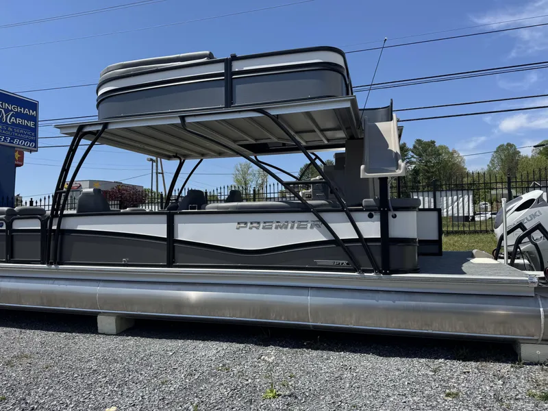 Slide: The Image of Premier ESCALANTE 330 2025 - 39