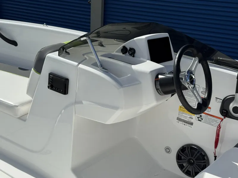 Slide: The Image of Tahoe T18 2024 - 18