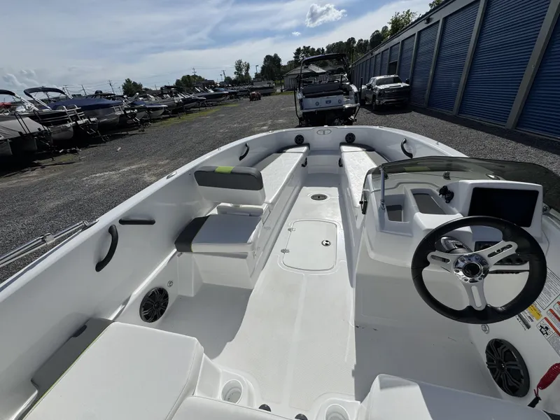 Slide: The Image of Tahoe T18 2024 - 6