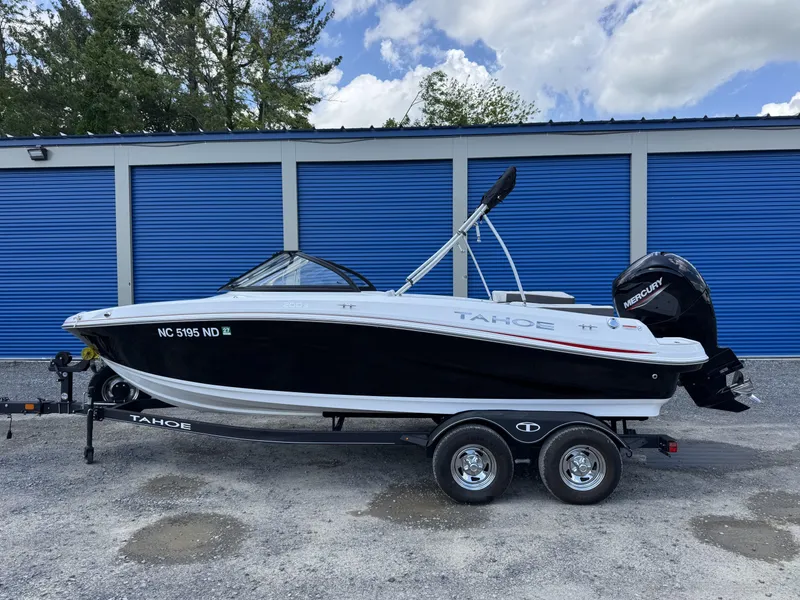 Slide: The Image of Tahoe 210 S 2023 - 1