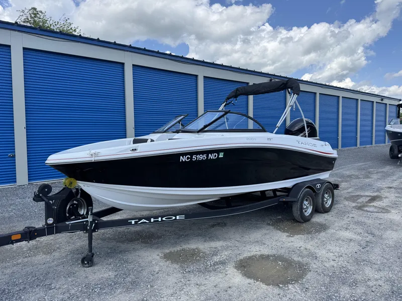 Slide: The Image of Tahoe 210 S 2023 - 19