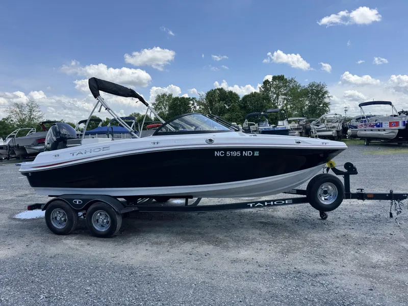 Slide: The Image of Tahoe 210 S 2023 - 21