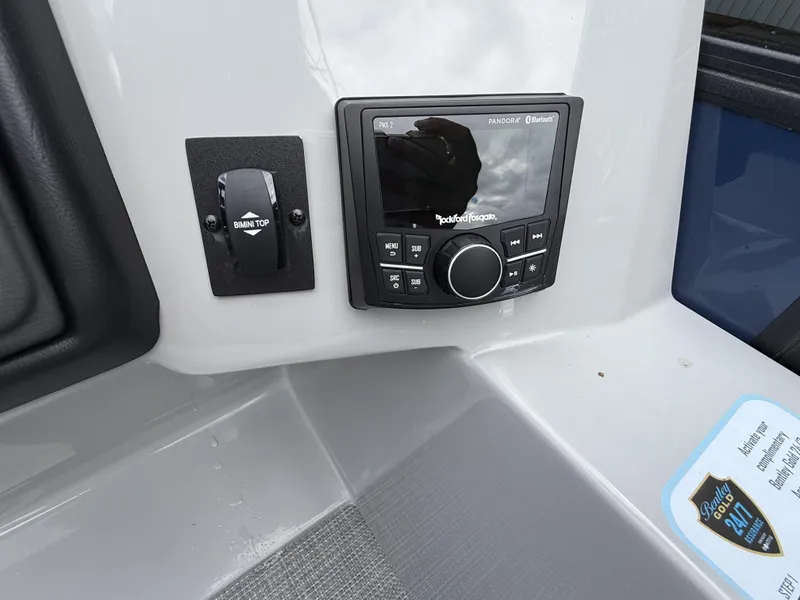 Slide: The Image of Bentley Pontoons Legacy Navigator 223 2025 - 12