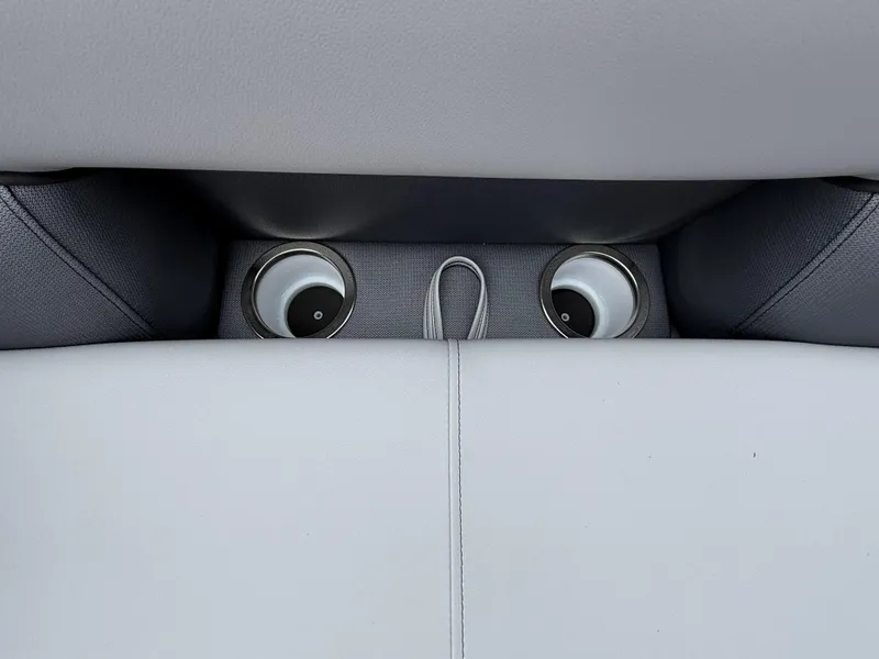 Slide: The Image of Bentley Pontoons Legacy Navigator 223 2025 - 8