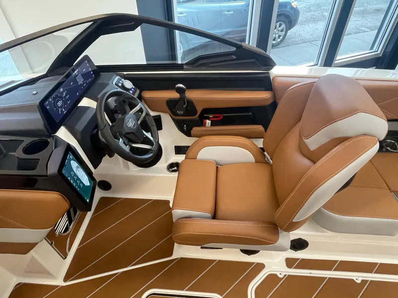 Slide: The Image of Malibu Wakesetter 23 LSV 2025 - 11