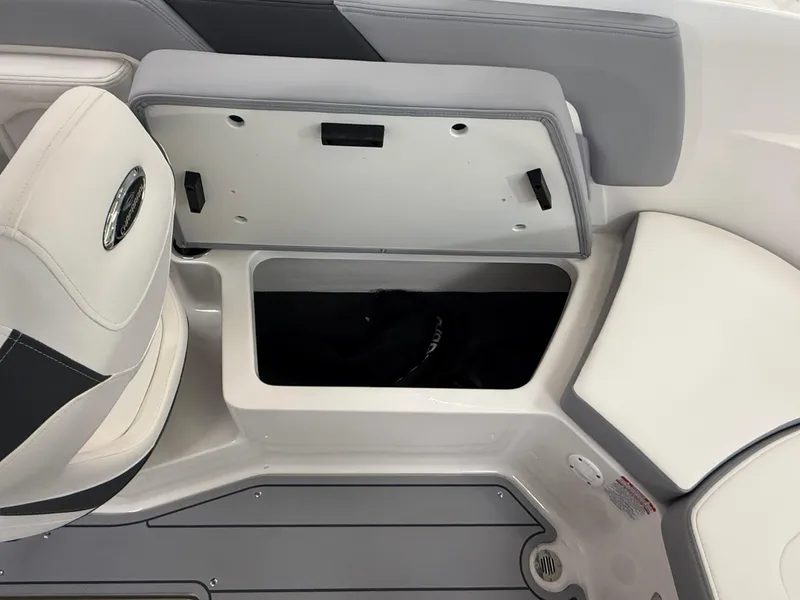 Slide: The Image of Chaparral 23 SSi 2025 - 11