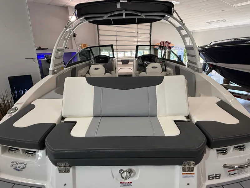 Slide: The Image of Chaparral 23 SSi 2025 - 7