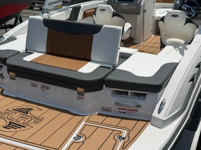 Slide: The Image of Chaparral 23 Surf 2025 - 5