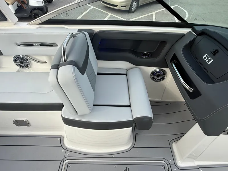 Slide: The Image of Chaparral 247 SSX 2025 - 15