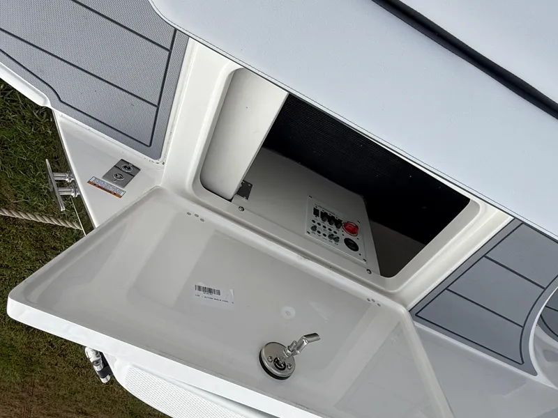 Slide: The Image of Chaparral 247 SSX 2025 - 7