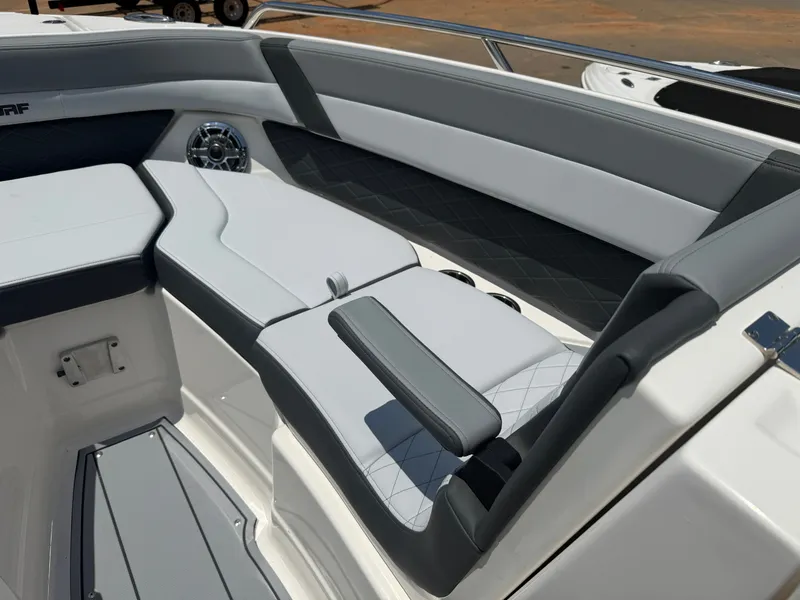 Slide: The Image of Chaparral 26 Surf 2025 - 10