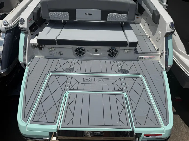 Slide: The Image of Chaparral 26 Surf 2025 - 5