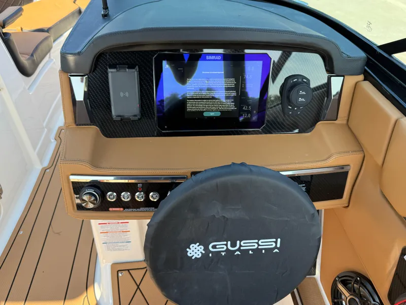 Slide: The Image of Chaparral 2870 SSX 2025 - 16