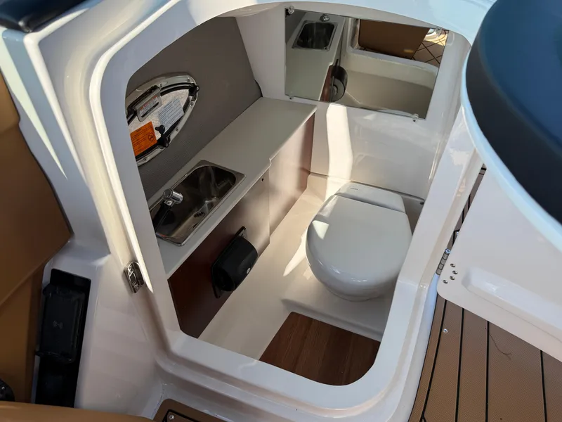 Slide: The Image of Chaparral 2870 SSX 2025 - 9