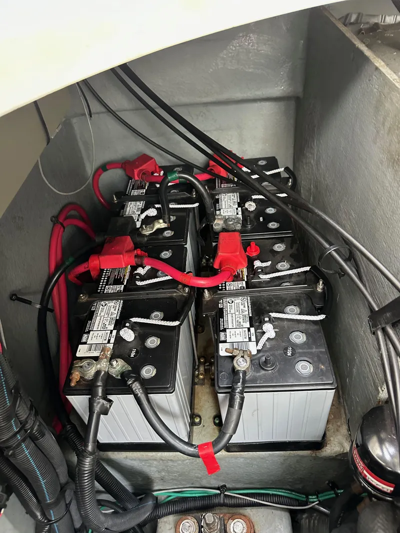 Slide: The Image of Sea Ray 320 Sundancer 2003 - 55