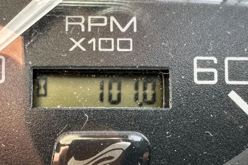 Slide: The Image of Sea Ray 320 Sundancer 2003 - 59