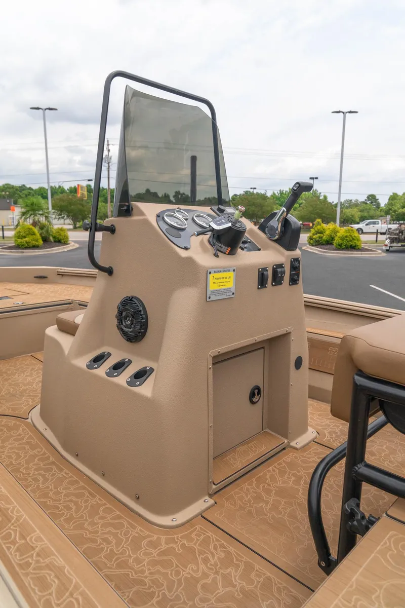 Slide: The Image of Excel Bay Pro 203 Elite 2025 - 13