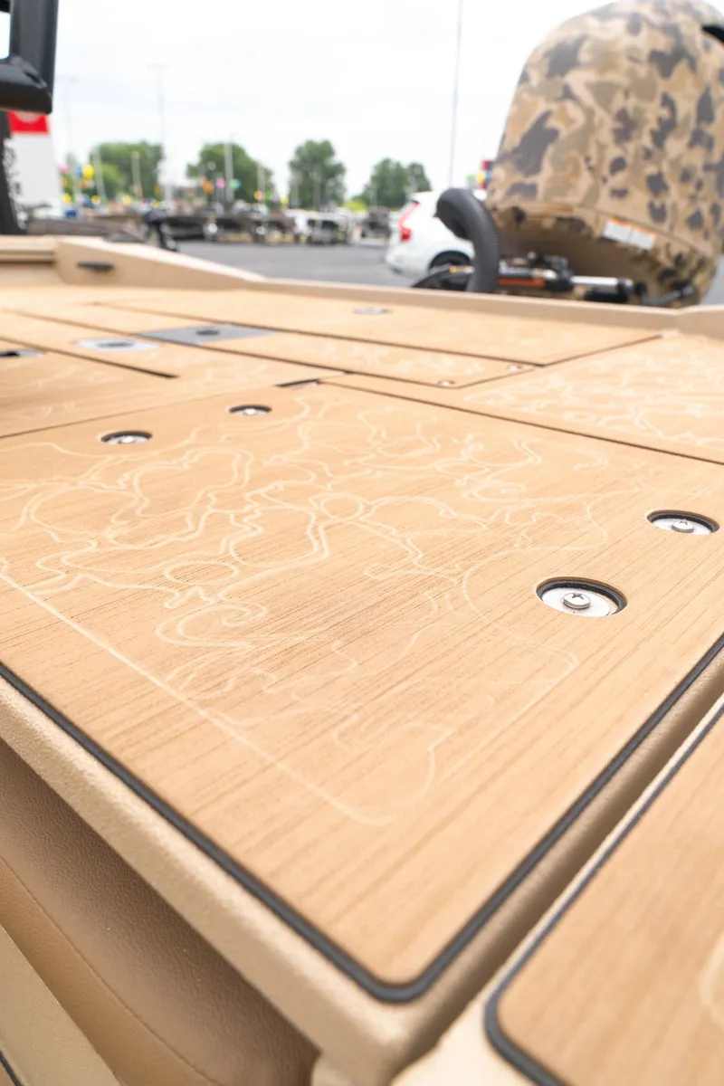 Slide: The Image of Excel Bay Pro 203 Elite 2025 - 14