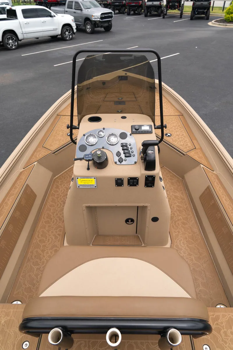 Slide: The Image of Excel Bay Pro 203 Elite 2025 - 16