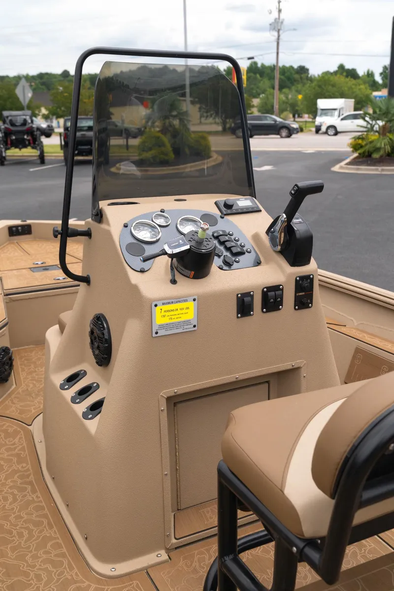 Slide: The Image of Excel Bay Pro 203 Elite 2025 - 17