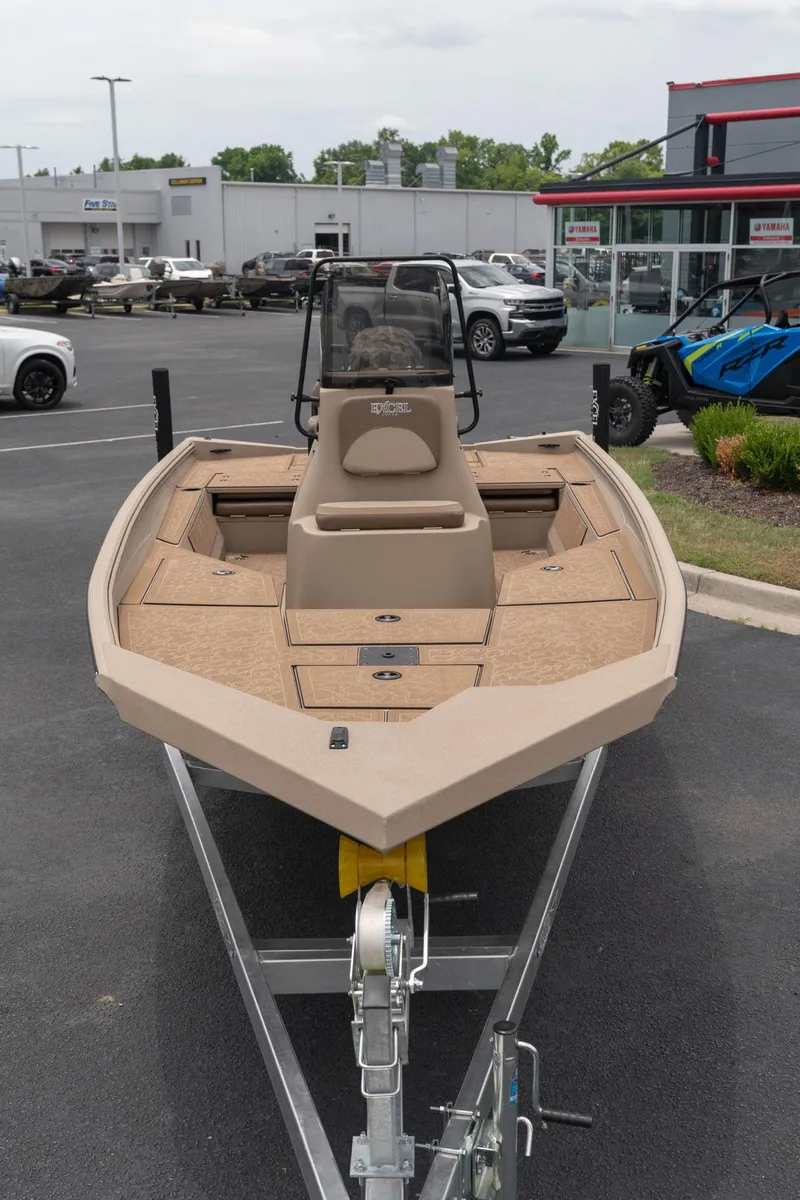 Slide: The Image of Excel Bay Pro 203 Elite 2025 - 4