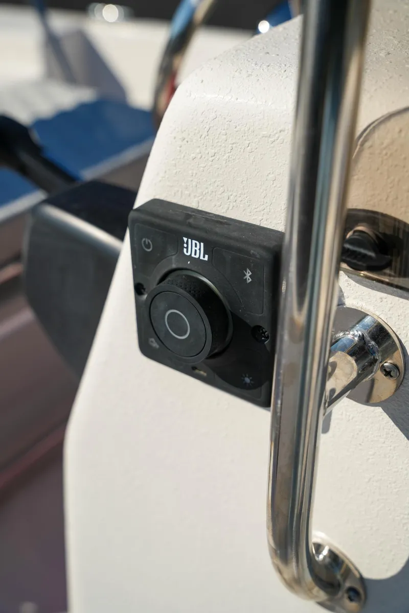 Slide: The Image of Carolina EV 180 SEA SKIFF 2025 - 20