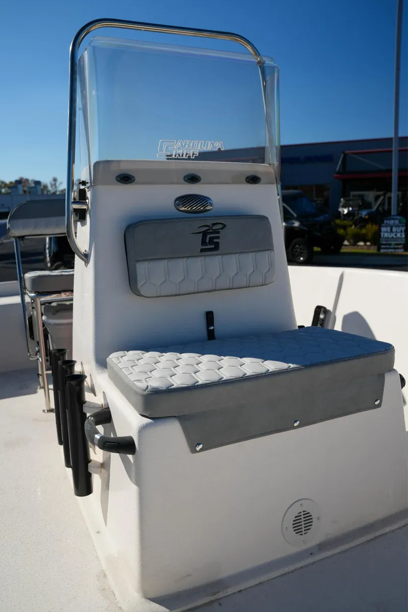 Slide: The Image of Carolina EV 180 SEA SKIFF 2025 - 21