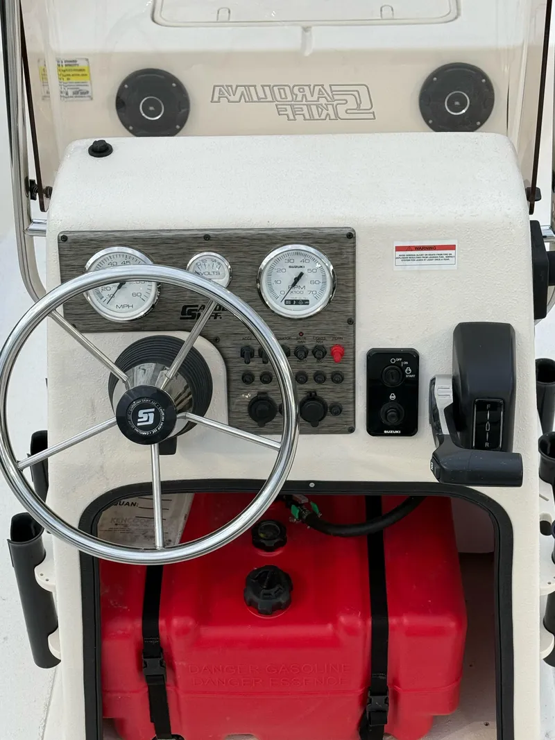 Slide: The Image of Carolina EV 180 SEA SKIFF 2025 - 25