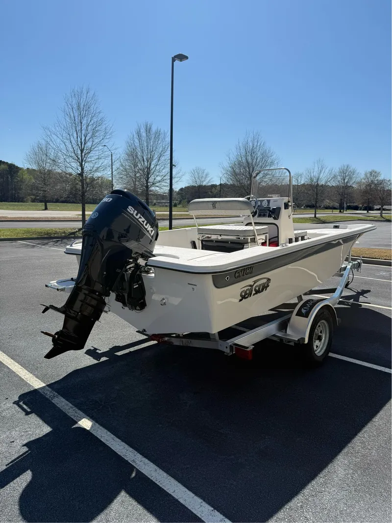 Slide: The Image of Carolina EV 180 SEA SKIFF 2025 - 32