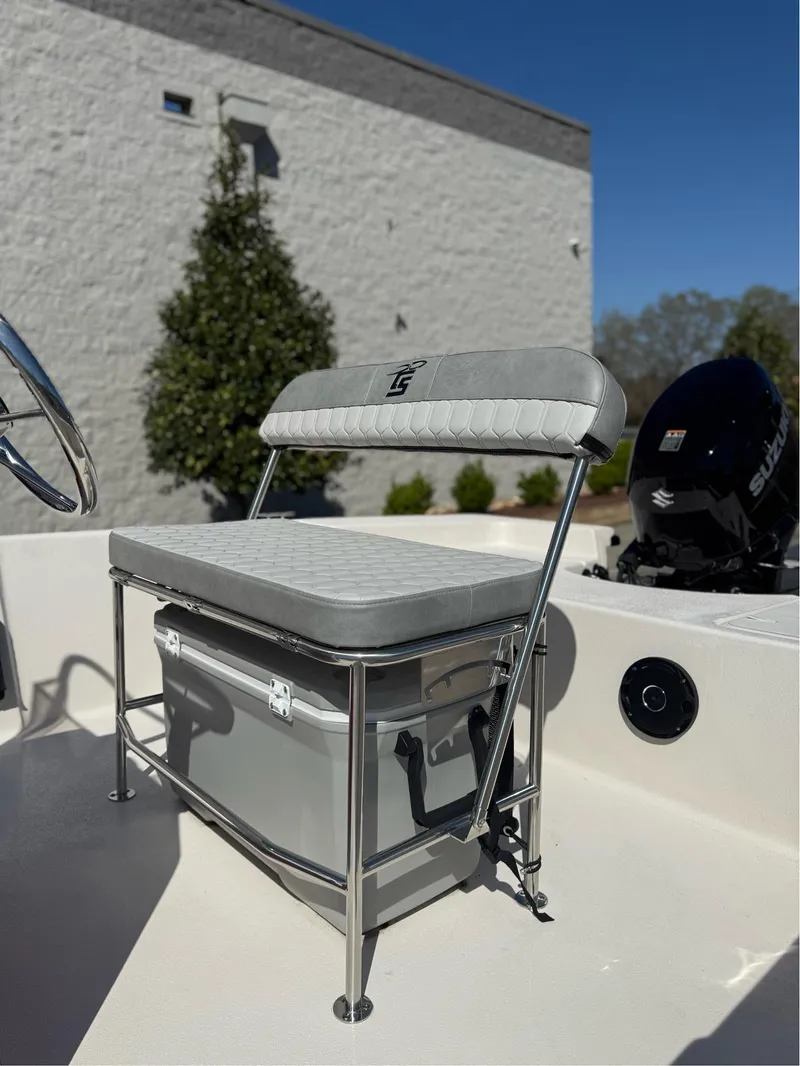 Slide: The Image of Carolina EV 180 SEA SKIFF 2025 - 5